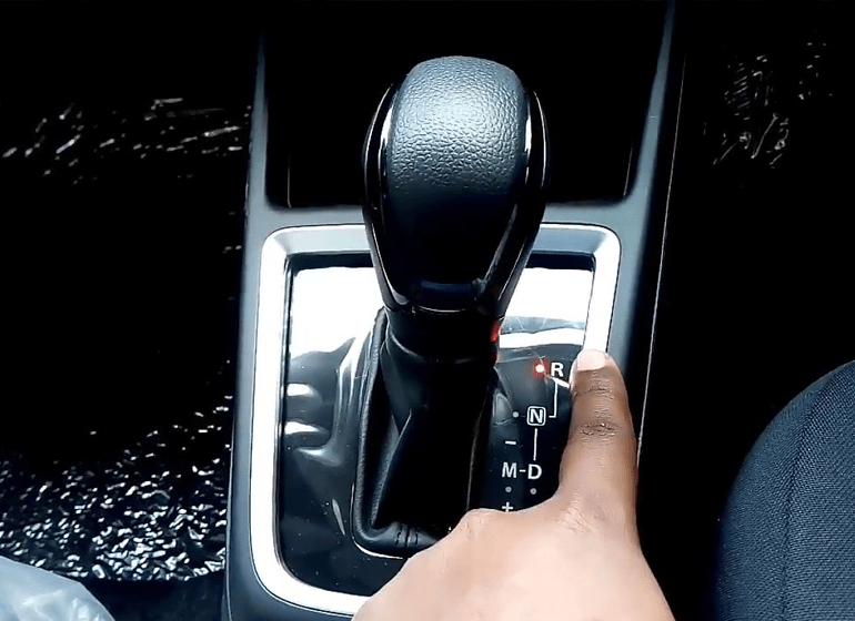 Maruti-swift-automatic-car-rental-in-goa2